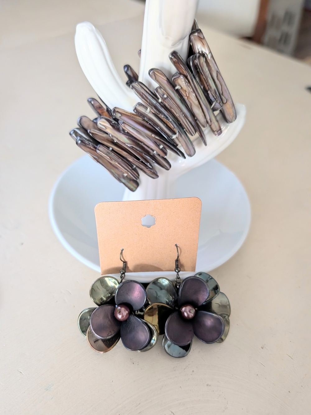 Iridescent Purple Flower Drop Earrings & Mother of Pearl Shell Bracelet Set